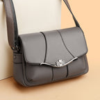 Fashionable Single-Shoulder Bag